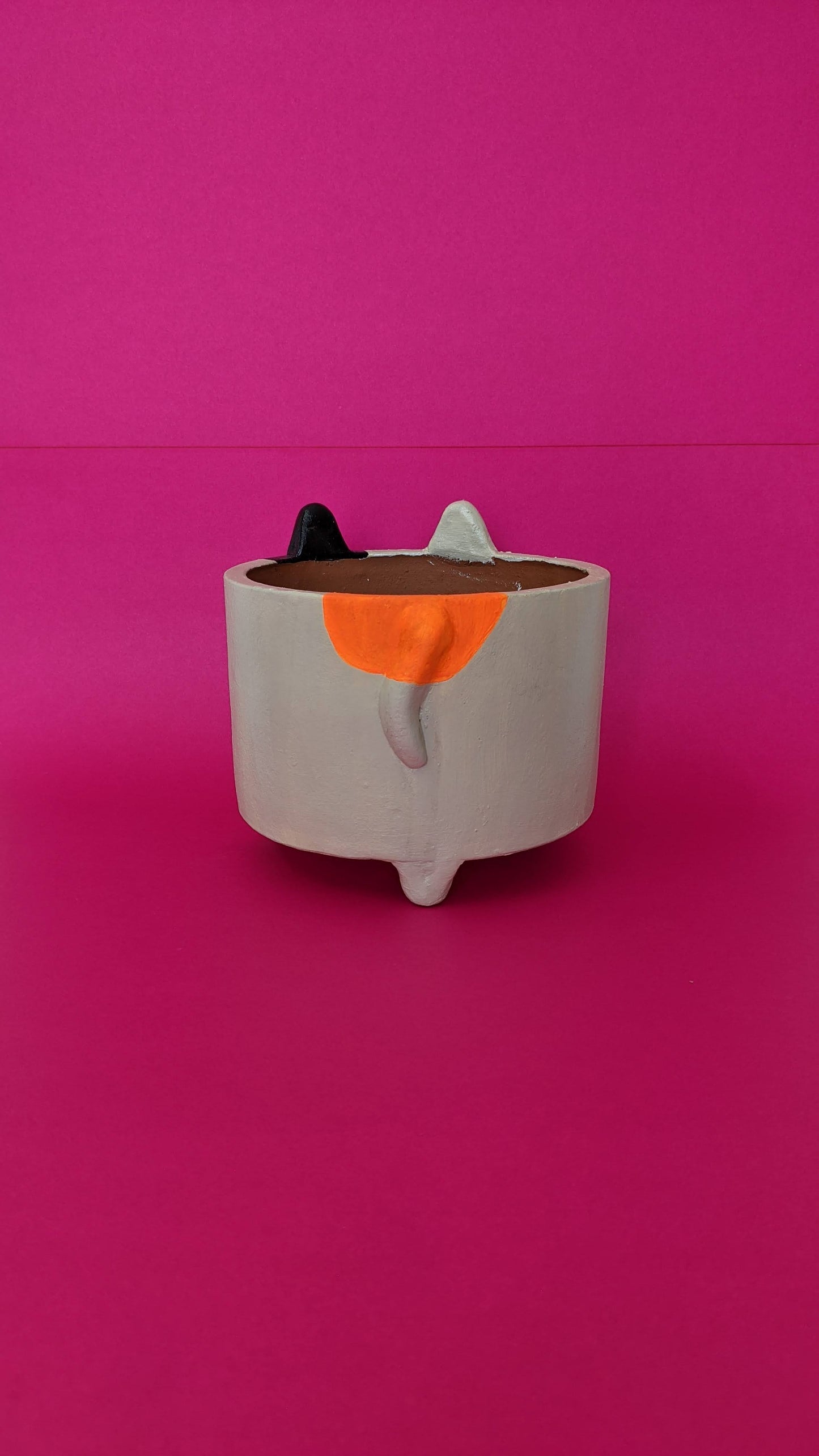 Terracotta Planter - Big Catty Black & Orange