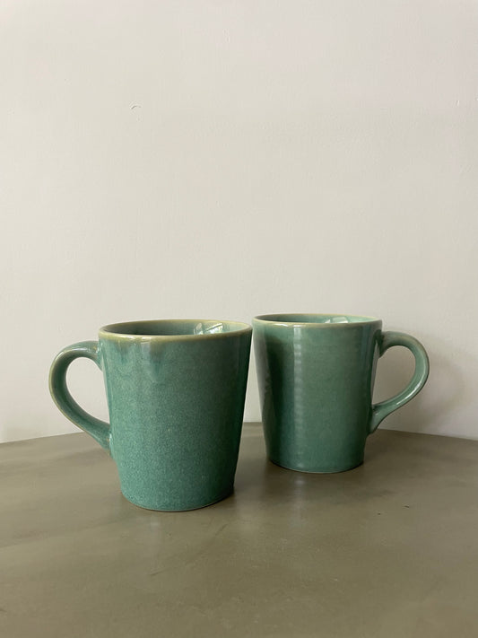 beautiful teal glaze tall ceramic mug with handle, microwave & dishwasher safe, ideal for daily use