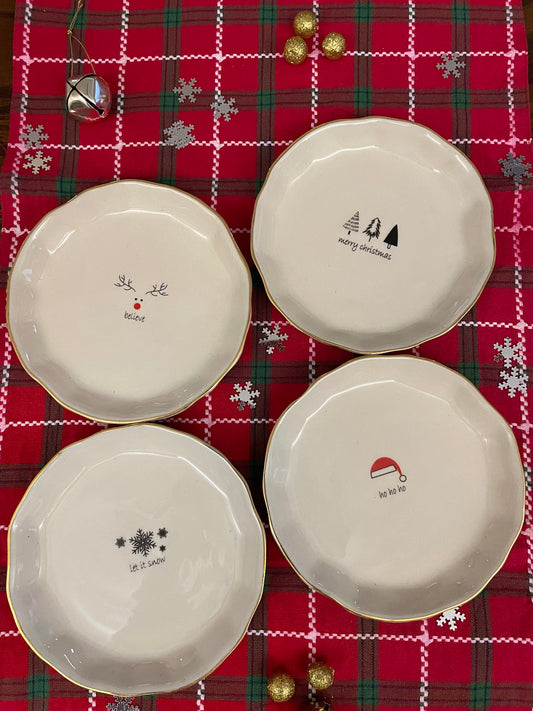 Christmas Plates - Set of 4